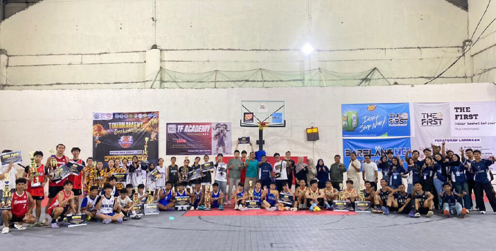STIE Pembangunan Tanjungpinang Sukses Selenggarakan Turnamen Basket 3X3 Antar Pelajar dan Umum Dalam Rangka Milad ke-XXVIII